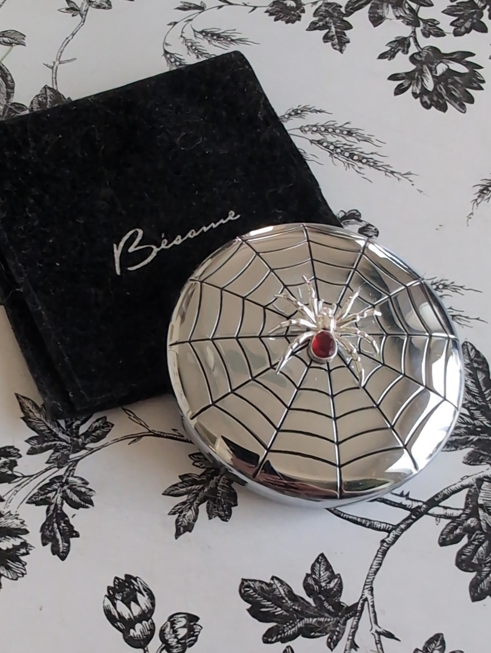 Bésame Spider Web Compact Mirror Limited edition